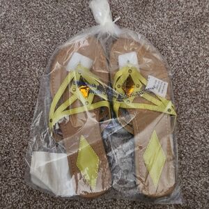 NWT Size 9-10 Embellished Fantastic Thongs